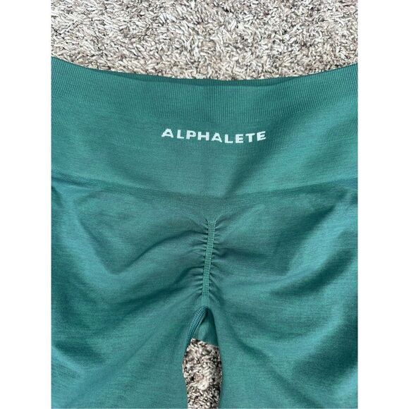 Alphalete Amplify Short 4.5" Green Butt Scrunch Contour Seamless Gym Workout M - Picture 9 of 9